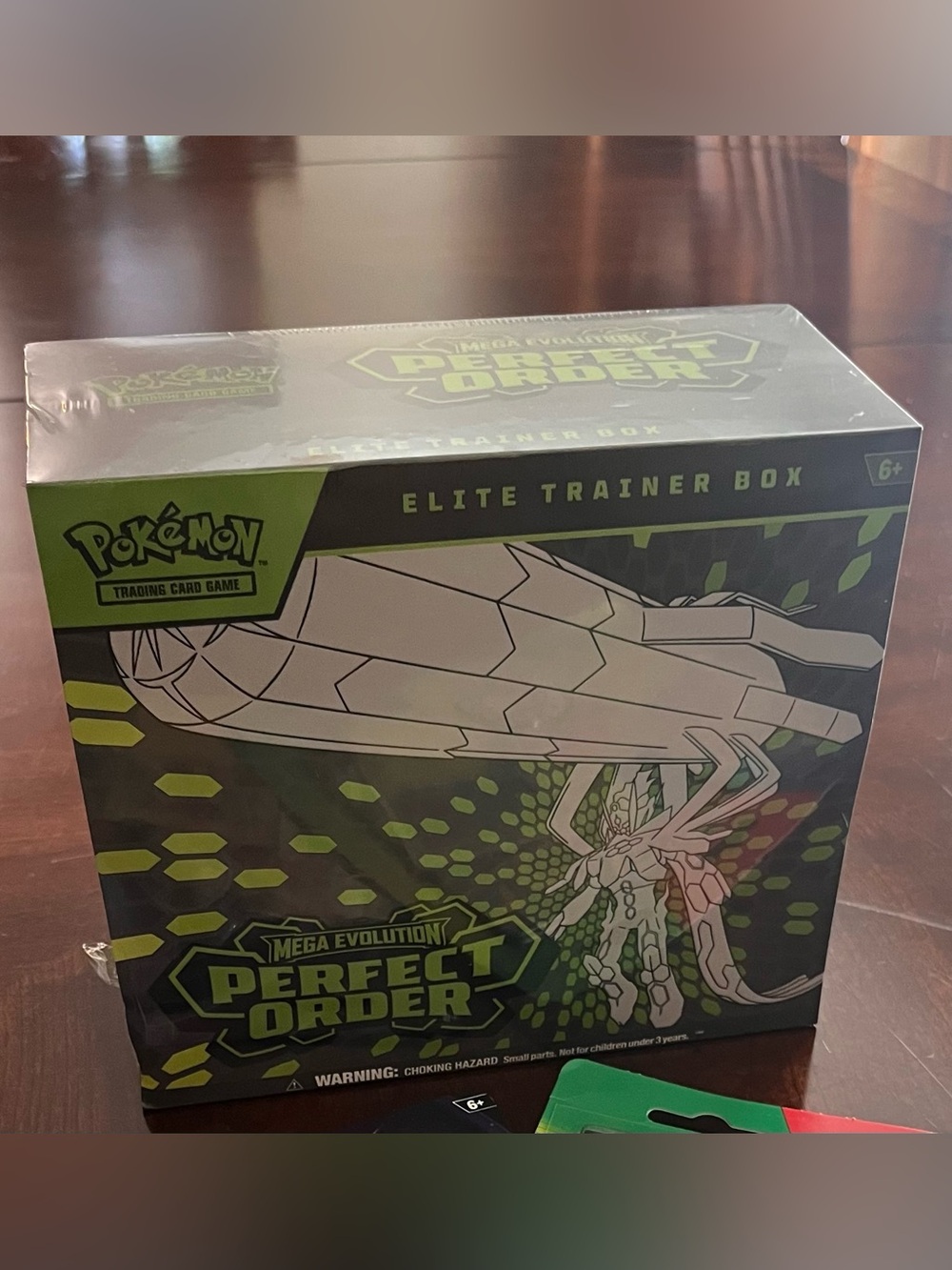 Pokemon Mega Evolution Perfect Order Elite Trainer Box